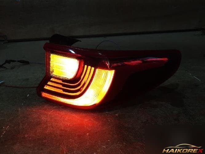Kia Stonic 2019 — фонарь задний правый наружный 92402-H8500