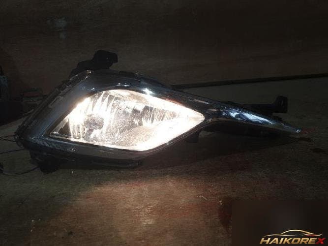 Hyundai Sonata 2013 — противотуманная фара правая 92202-3S210