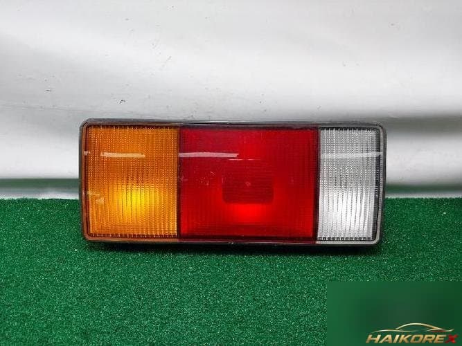 Hyundai Mighty 2001 — комбинированный фонарь задний левый (водительский)