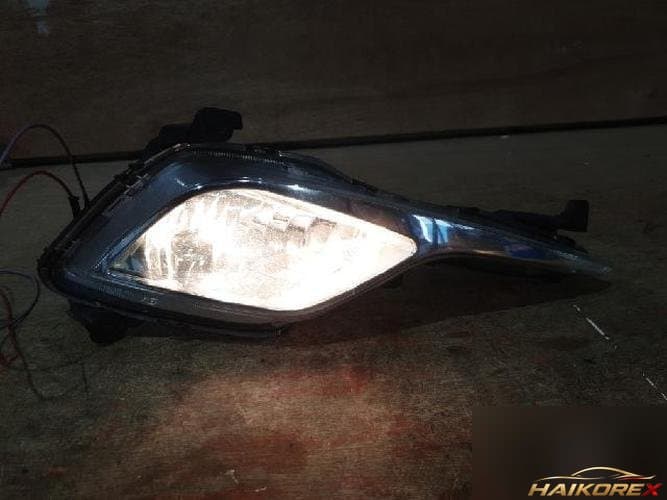 Hyundai Sonata 2014 — противотуманная фара правая 92202-3S210