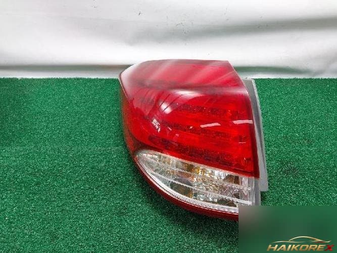 Hyundai i40 2012 — комбинированный фонарь задний левый (водительский)