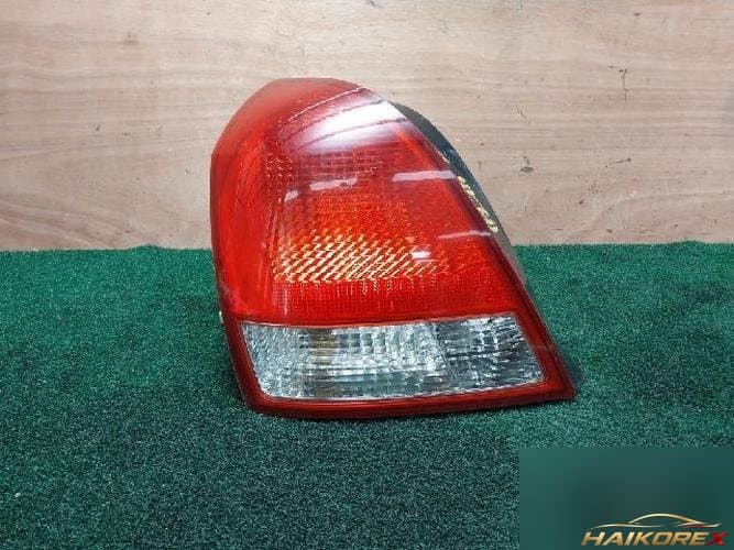 Hyundai Avante 2001 — фонарь задний комбинированный левый (водительский) 92401-2D0 2