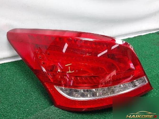 Hyundai Equus 2012 — задний фонарь левый (водителя) 92401-3N010