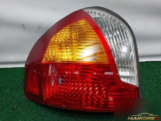 Hyundai Santa Fe 2003 — комбинированный фонарь (задний) левый 26001