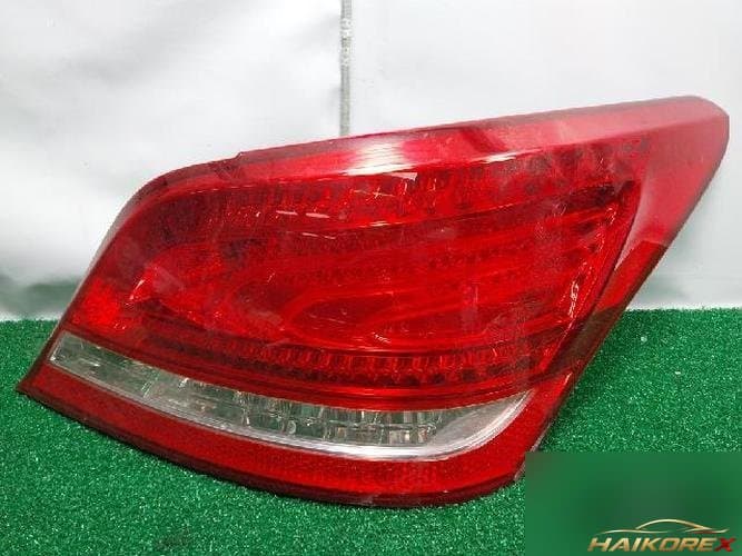 Hyundai Equus 2012 — комбинированный фонарь задний правый (пассажирский)
