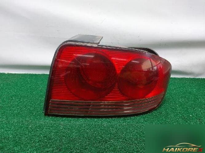 Hyundai Sonata 2001 — комбинированный фонарь задний правый (пассажирский)