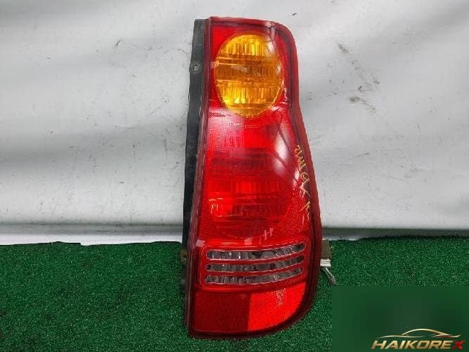 Hyundai Lavita 2003 — фонарь задний в сборе правый (комбинированный)