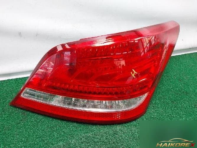 Hyundai Equus 2012 — фонарь задний комбинированный правый (92402-3N010)