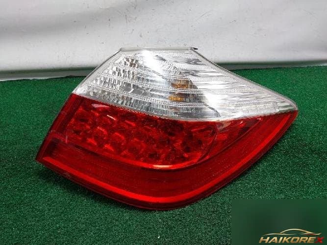 Hyundai Genesis 2009 — комбинированный задний фонарь правый 92402-3M0 5