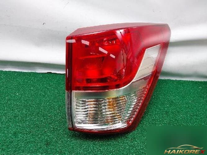 KG Mobility Korando 2015 — комбинированный фонарь задний правый (83602-21500)