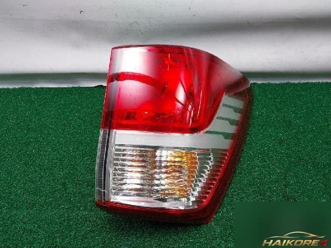 KG Mobility Korando 2015 — комбинированный задний фонарь правый 83602-21500