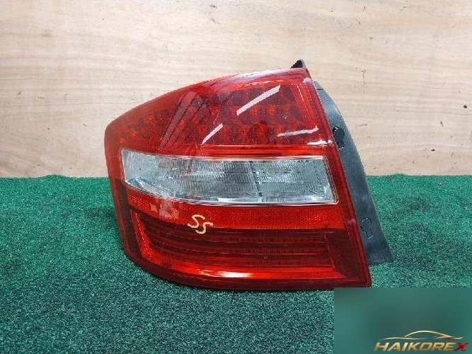 KG Mobility Chairman 2008 — комбинированный задний фонарь (левый) 83601-140