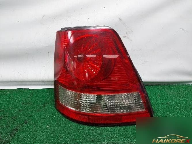 Kia Sorento 2005 — задний комбинированный фонарь левый