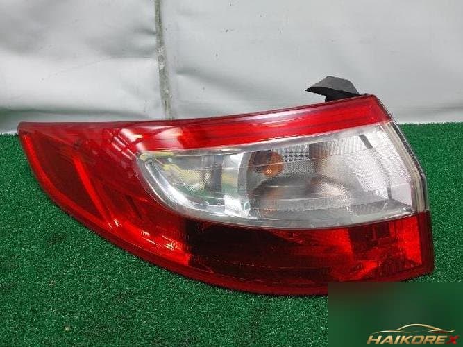 Renault SM3 2012 — комбинированный фонарь задний левый 265550016R