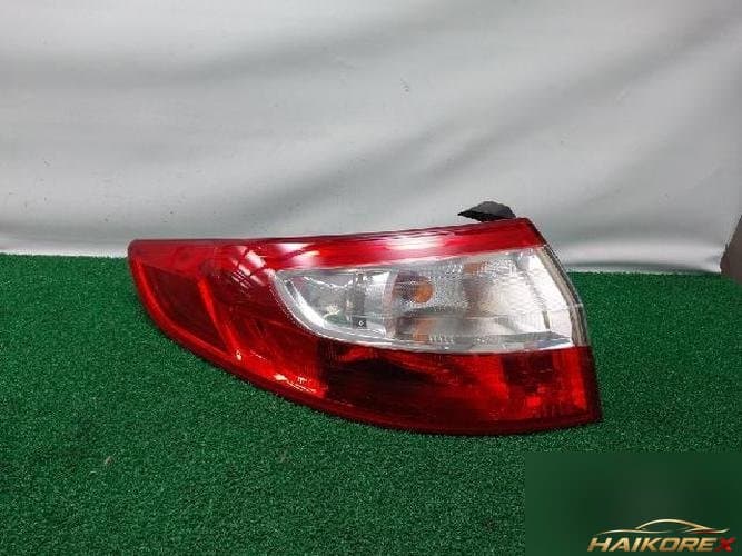 Renault SM3 2013 — фонарь задний левый (комбинированный) 265550016R