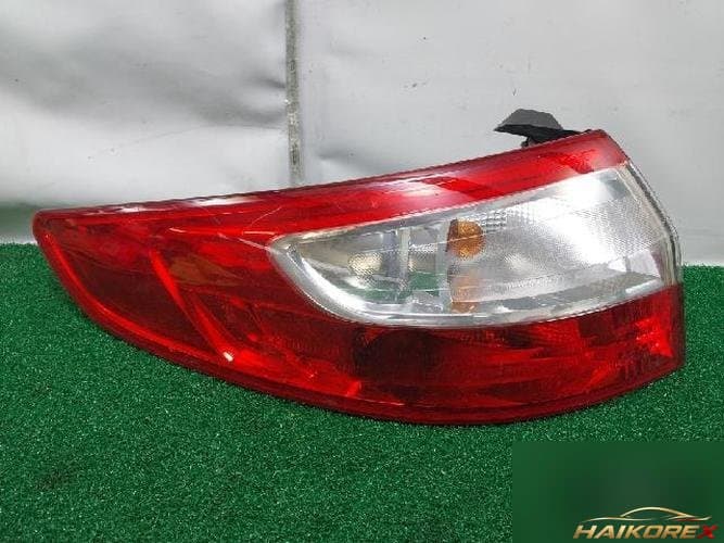 Renault SM3 2012 — комбинированный фонарь задний левый 265550016R