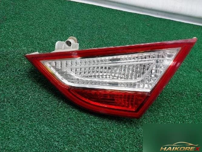 Hyundai Sonata 2011 — подсветка багажника