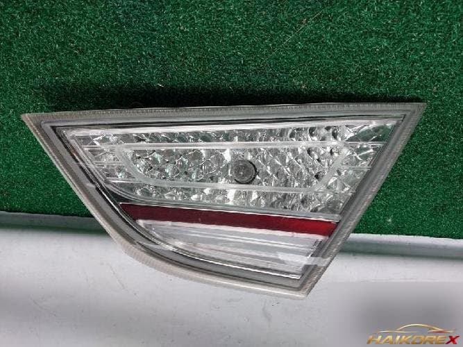 Hyundai Sonata 2013 — фонарь багажника белый 924043S200