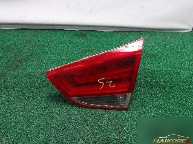Hyundai Tucson 2012 — задний фонарь в крышку багажника 92406-2S02