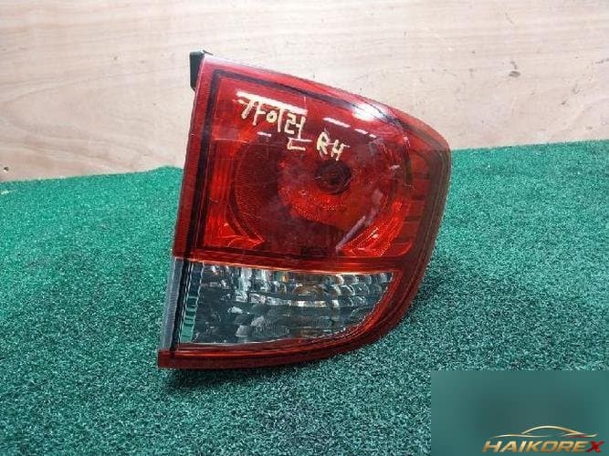 KG Mobility Kayon 2009 — комбинированный задний фонарь правый 83602-09
