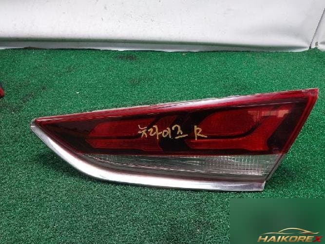 Hyundai Sonata 2017 — подсветка багажника белая, вторая