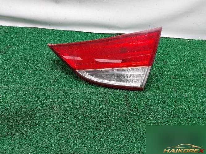 Hyundai Avante 2012 — фонарь багажника белый