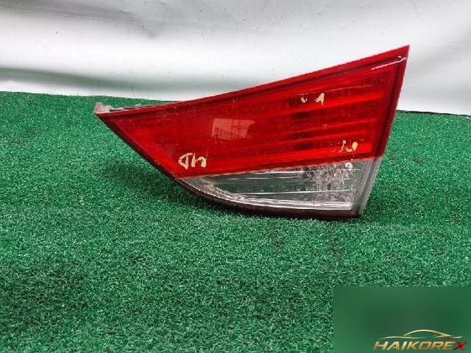 Hyundai Avante 2011 — задний фонарь (багажник) 1