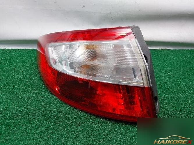 Renault SM3 2010 — комбинированный фонарь задний левый (водительский) 2