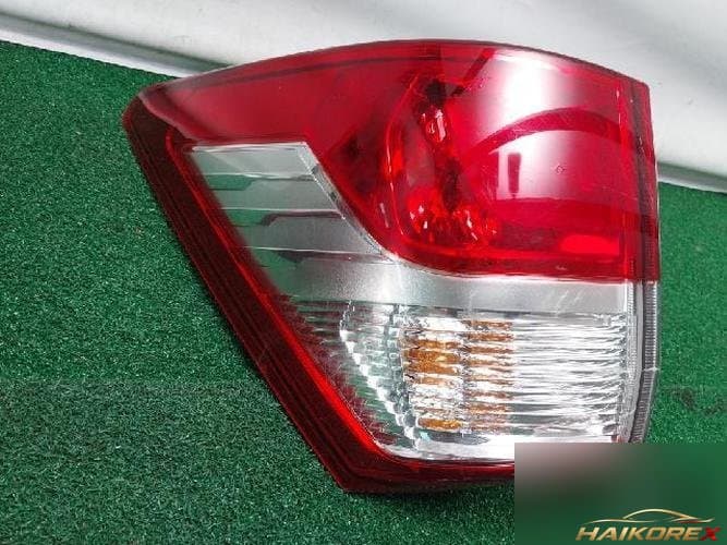 KG Mobility Korando 2015 — комбинированный фонарь задний левый 83601-21500