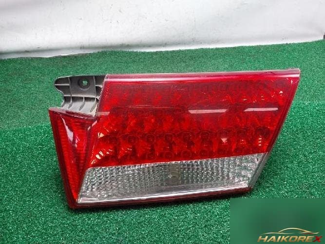 Hyundai Grandeur 2006 — фонарь в крышку багажника, правый