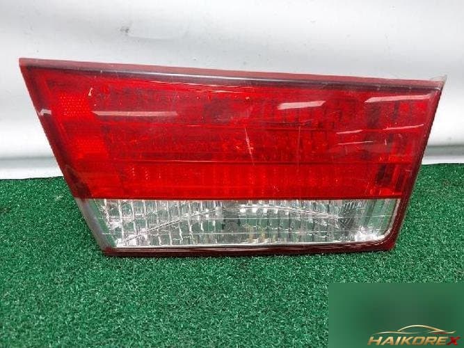 Hyundai Sonata 2007 — накладка задней двери левая 92403-3K0