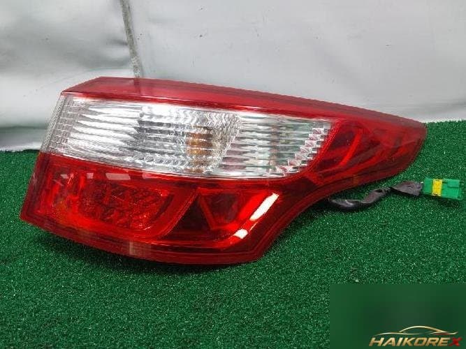 Renault SM5 2012 — фонарь комбинированный (задний) правый 2655500029