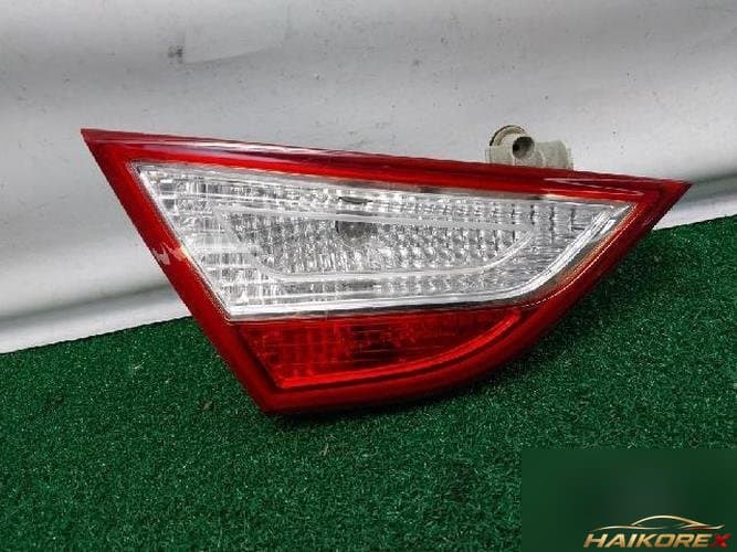 Hyundai Sonata 2012 — накладка двери задней левой