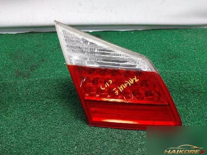 Hyundai Genesis 2011 — отделка задней двери левая
