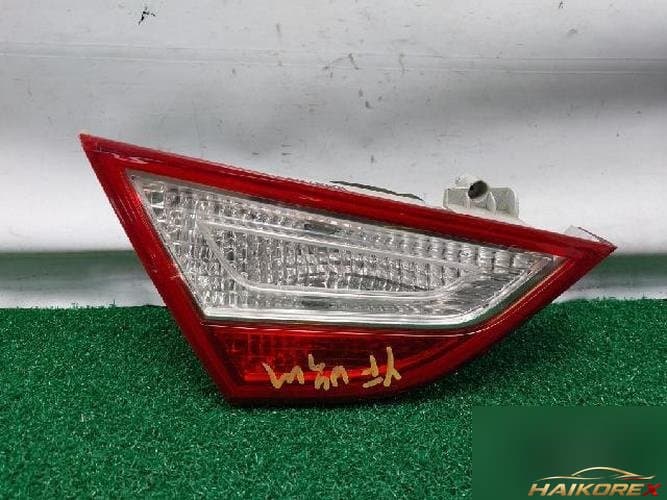 Hyundai Sonata 2010 — облицовка задней двери левая