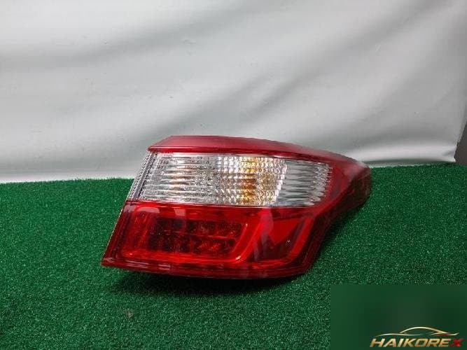 Renault SM5 2010 — комбинированный фонарь задний правый (со стороны пассажира) 265500029R