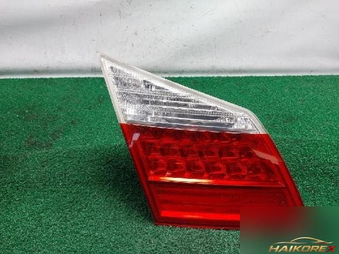 Hyundai Genesis 2011 — накладка боковой двери левая 92403-3M0