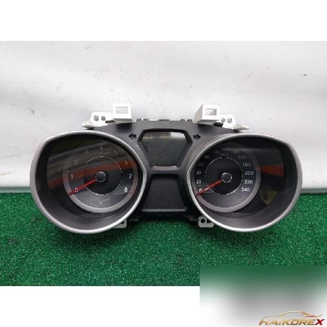 Hyundai Avante MD 2011 — панель приборов 940033X020