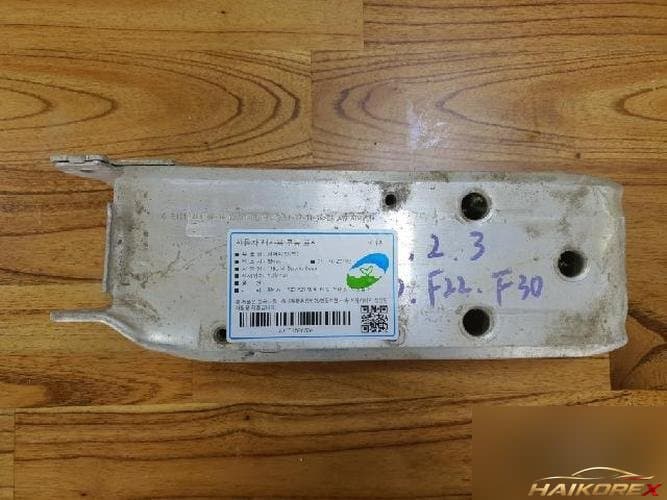 BMW 1 F20/F21 2014 — бампер рейл браке передний, правый