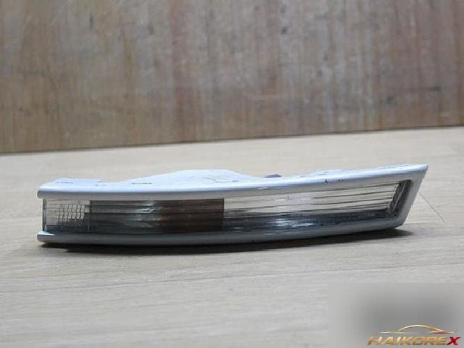 Volkswagen Passat 2008 — повторитель поворота левый 3C0953041L