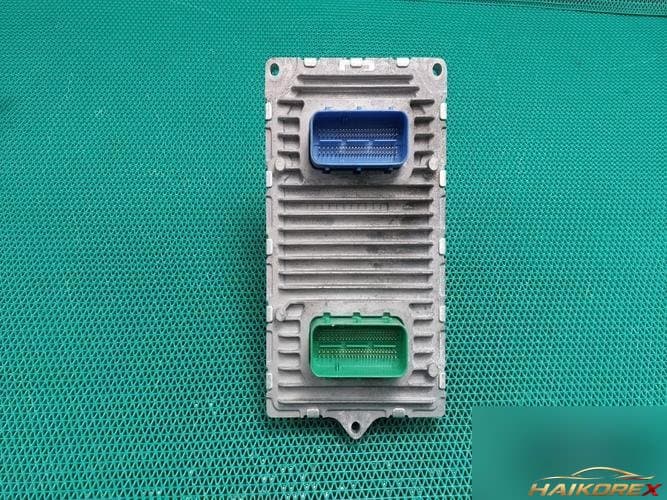 Jeep Grand Cherokee 2020 — блок управления двигателем ECU 68397063AA