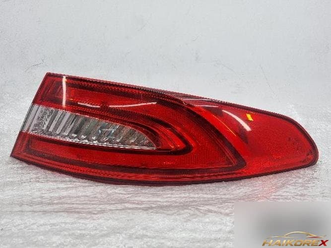 Jaguar XF 2013 — фонарь задний комбинированный правый (пассажирский) CX23-13404-AD
