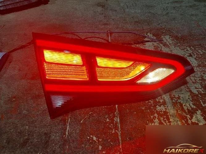 Hyundai Aslan 2015 — обшивка задней левой двери