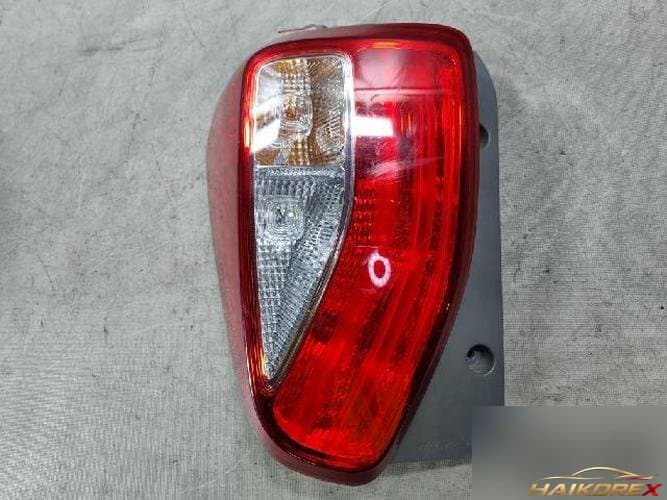 Kia Ray 2016 — фонарь задний левый (комбинированный)