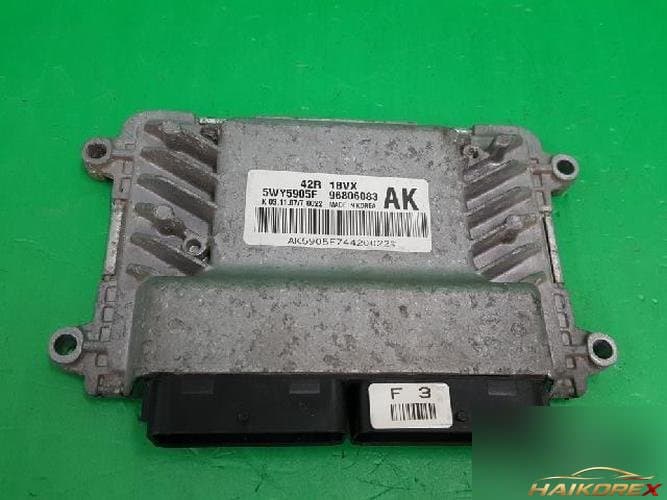 Daewoo Gentra 2008 — блок управления двигателем ECU 96806083 2