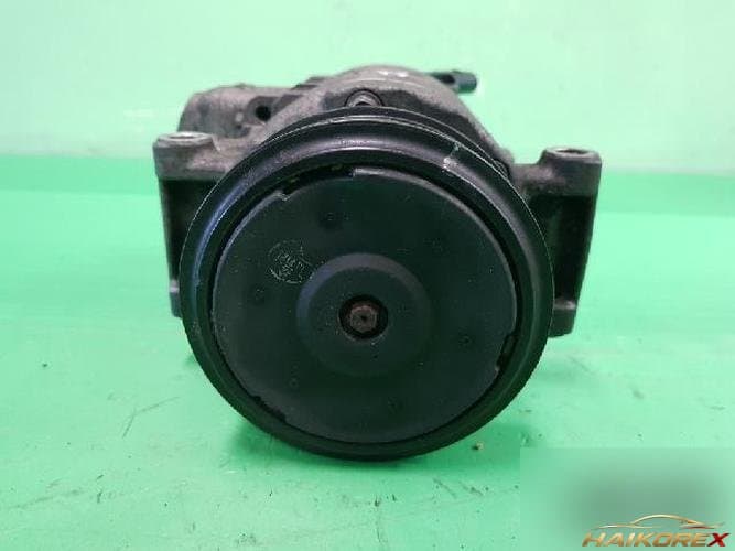 Audi A4 2009 — компрессор кондиционера 8KD 260 805