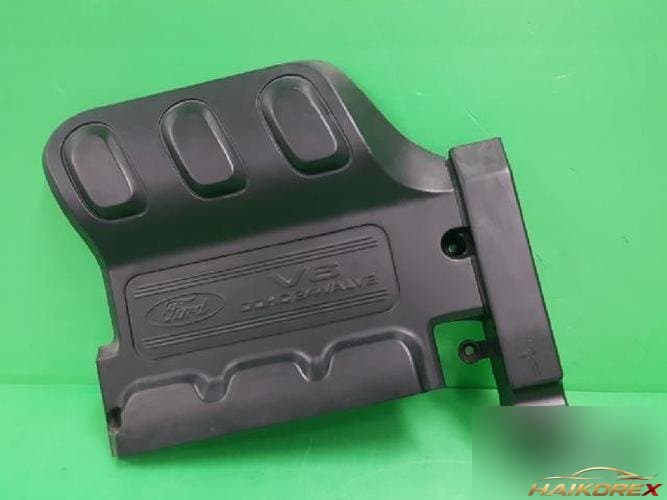 Ford Escape 2003 — крышка двигателя YL8E 8A590 DD