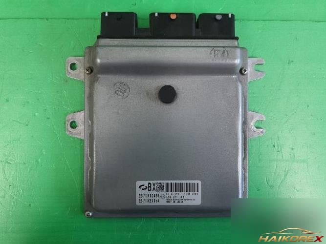 Renault SM5 2014 — блок управления двигателем ECU 237103069R