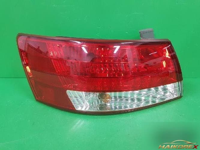 Hyundai Sonata 2007 — фонарь задний комбинированный левый (со стороны водителя) 92401 3K000 4