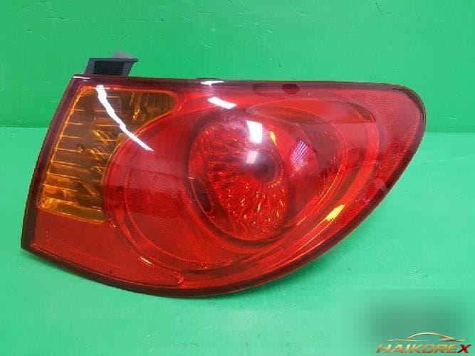 Hyundai Avante 2008 — комбинированный фонарь задний правый (пассажирский) 92402 2H000 5
